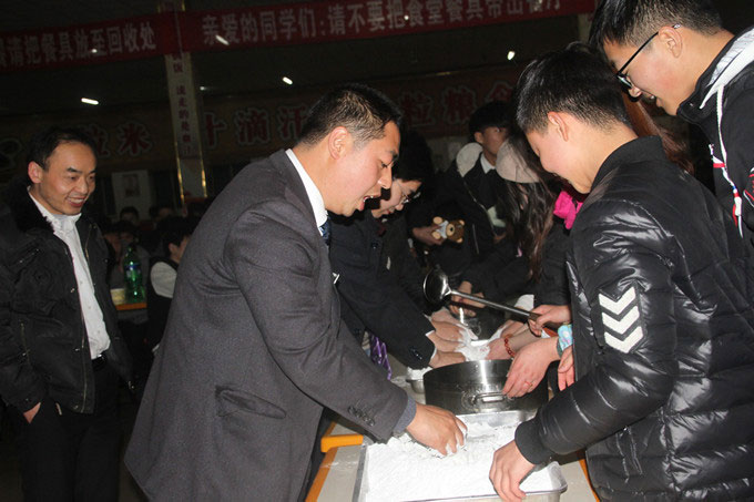 做湯圓,猜燈謎,嗨到停不下來