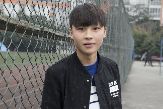 羨慕哥哥的高薪，追隨著哥哥的腳步學(xué)IT