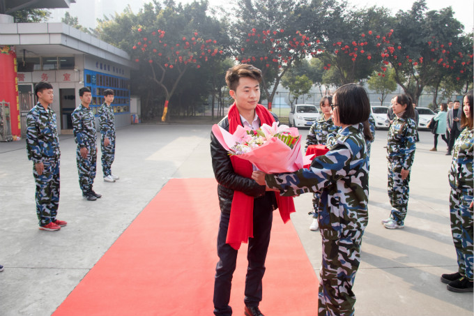 榮譽(yù)校友見面會，讓夢想離得更近一點(diǎn)