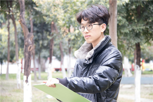 長得帥氣是優勢，活得帥氣才是本事