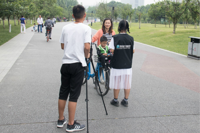 在母親節來臨之際，他們有些話想對母親說