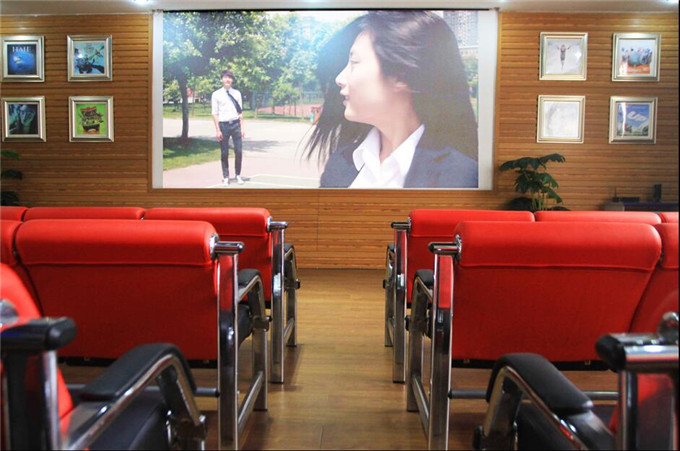 競技時代CEO李金龍老師已抵蓉，下午開講！