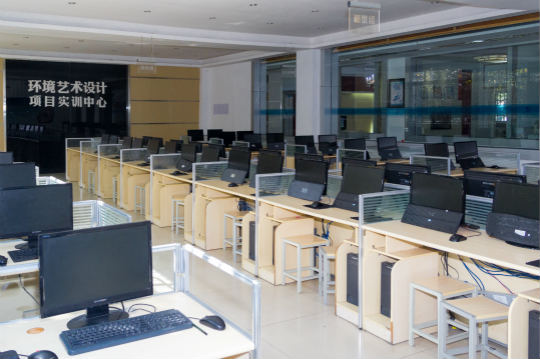 傳說中高逼格新華教學(xué)環(huán)境到底是什么樣的？