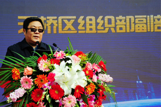 校企合作謀發展，人才搶定譜新篇