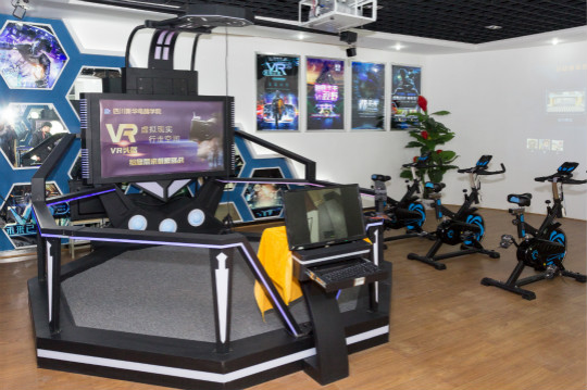 又雙叒叕上央視，看新華互聯網科技助力中國職教夢！