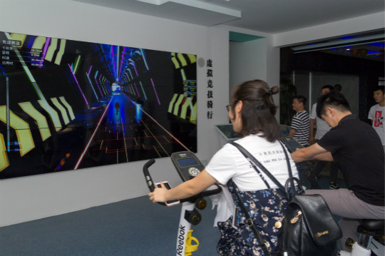 新華互聯(lián)網(wǎng)科技VR師資培訓(xùn)日志：名企參觀體驗