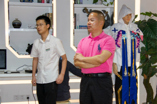 熱烈歡迎新華教育集團領(lǐng)導(dǎo)一行蒞臨我院參觀指導(dǎo)