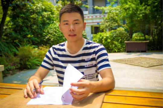 一條路走到底，用一顆創業赤子心來成全自己