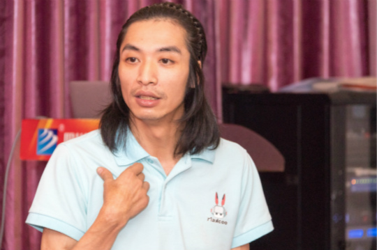 《老師來了》看機(jī)器人智能時(shí)代如何開展新型的教育模式