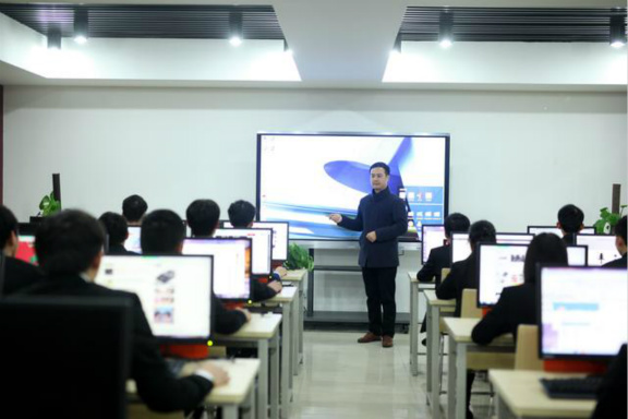 世界“新”看法，VR技術賦能新未來