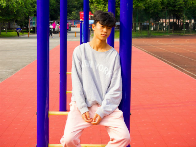 為了那一縷陽光，蛻變路上不斷努力著！