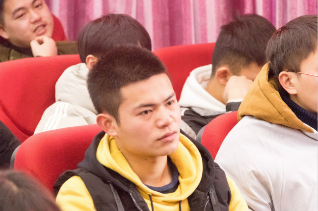 老師來了——共享時代蜜芽寶貝為學(xué)電子商務(wù)你指點迷津