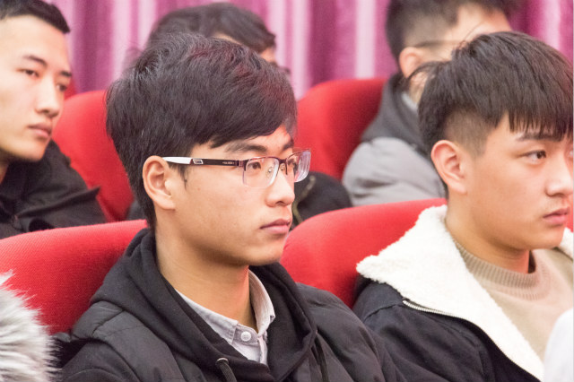 老師來了——共享時代蜜芽寶貝為學(xué)電子商務(wù)你指點迷津