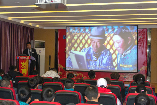 新生的第一課，四川新華2019級(jí)新生座談會(huì)！