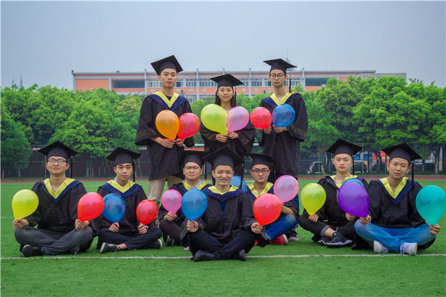 最美畢業(yè)季|此去繁花似錦，歸來(lái)仍是少年！