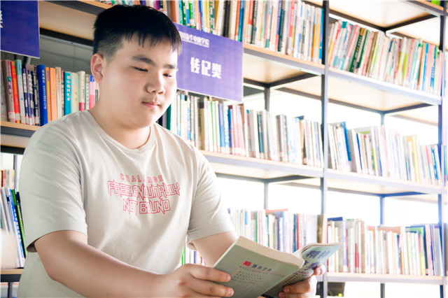 初中輟學，沒有技術怎么辦？選對專業很重要！