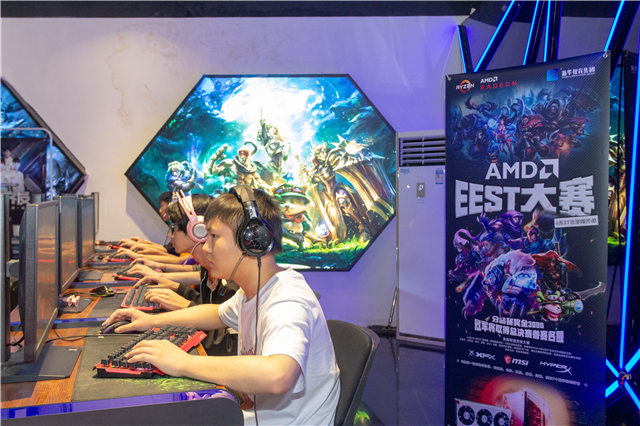 EEST《英雄聯盟》全國競技大賽成都站，冠軍花落誰家？