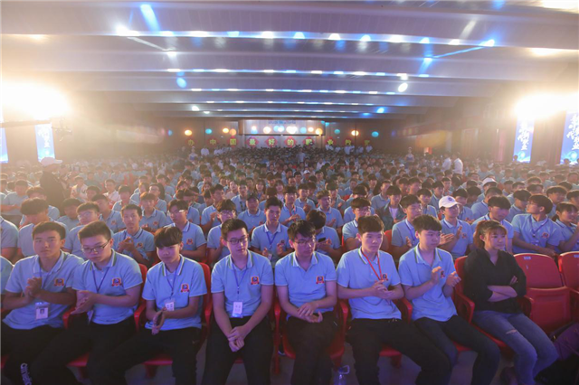 “新時代·新職業(yè)”新華互聯(lián)網(wǎng)科技五大專業(yè)特色共建學院發(fā)布暨產教融合發(fā)展