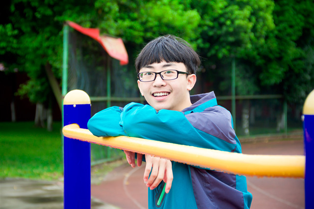 涅槃重生，工作兩年后，選擇新華重新出發(fā)