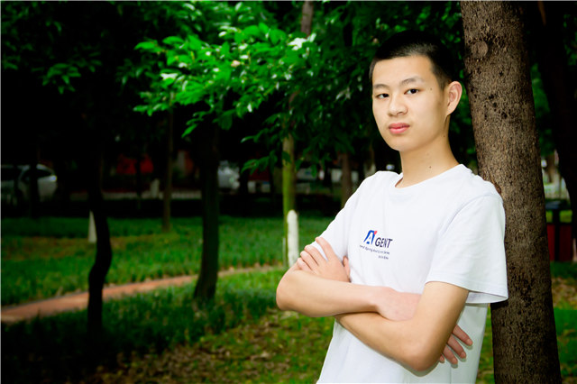 用技能成就夢(mèng)想，新華一所成就夢(mèng)想的鑰匙