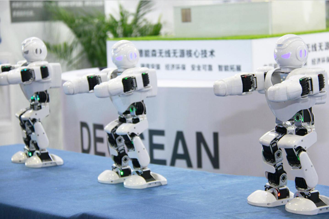 專業解析|看新華學子如何在校企聯盟下就業突圍！