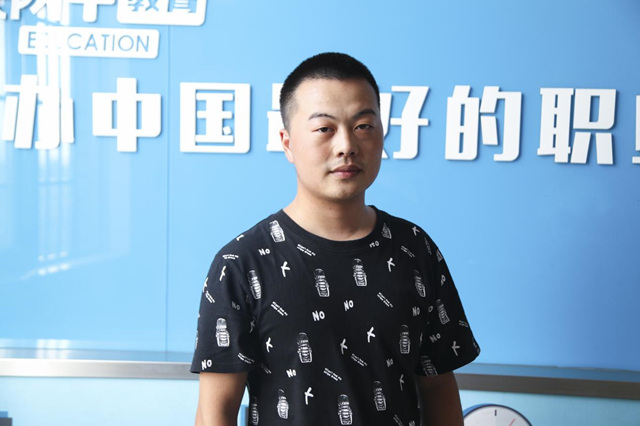 優(yōu)秀學(xué)子|以夢為馬，不負(fù)韶華