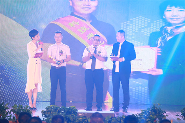 學技術 來新華 ：職業(yè)教育演繹精彩故事