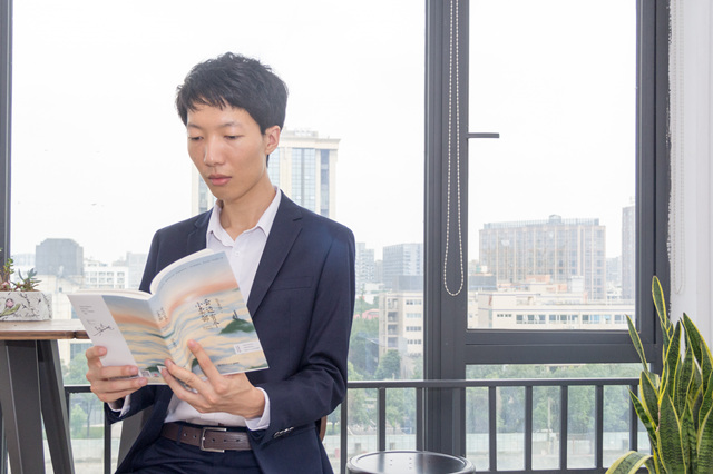 大學畢業(yè)后來新華學軟件開發(fā)