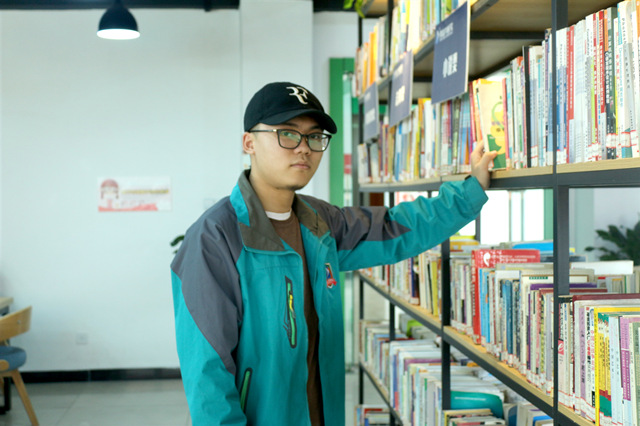 高考落榜不氣餒，來新華演繹精彩人生