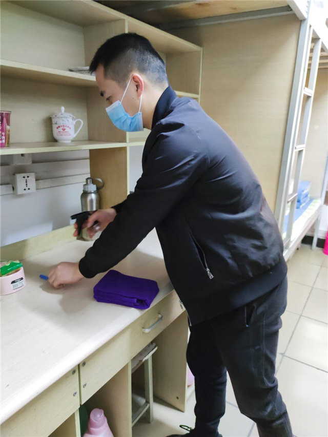 暖心！這群老師在學(xué)生返校前干了這件事