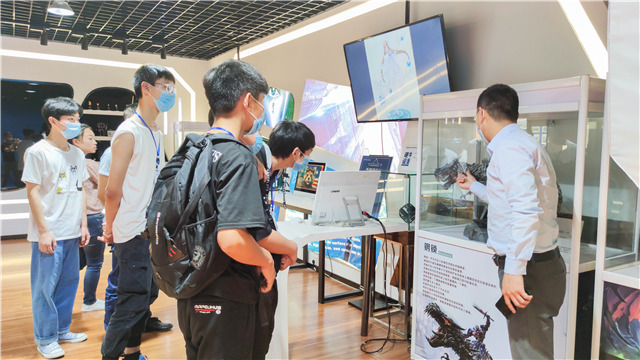 5?1嗨學(xué)季|四川新華五一試學(xué)體驗營火爆開營!