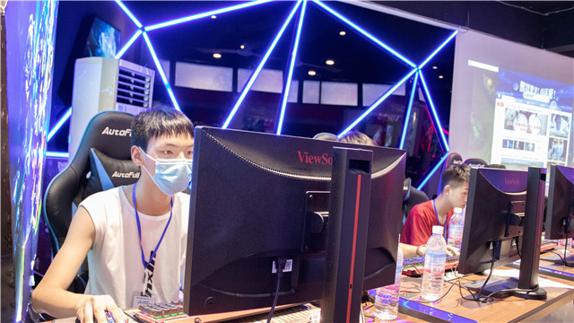 5?1嗨學(xué)季|四川新華五一試學(xué)體驗營火爆開營!