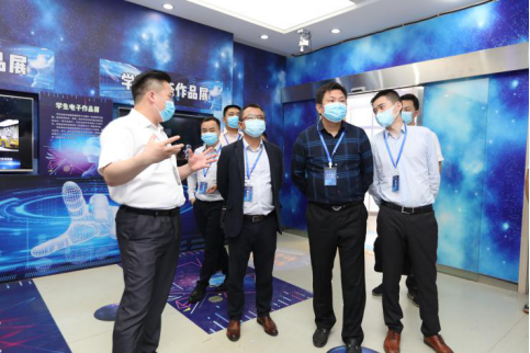 重磅！新華教育集團(tuán)與華為正式達(dá)成全面合作