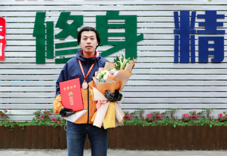 以賽促學，新華電腦學校學子用技能眺望更大的世界!