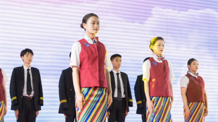 燃!為夢想加冕!奔跑吧新青年!