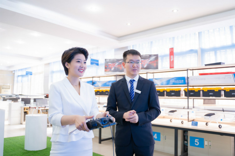 按捺不住小期待了！盧東旭將現(xiàn)場(chǎng)解鎖3D打印、意念遙控飛行器！