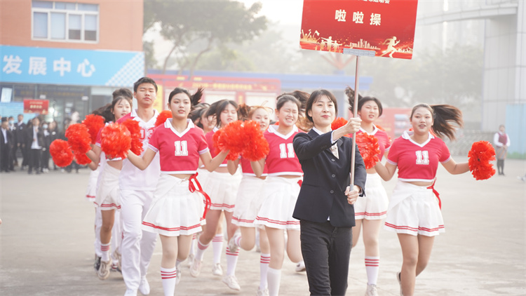 超“燃”運動會！成都新華冬季運動會“圖”擊現場！