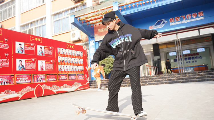 超“燃”運動會！成都新華冬季運動會“圖”擊現場！