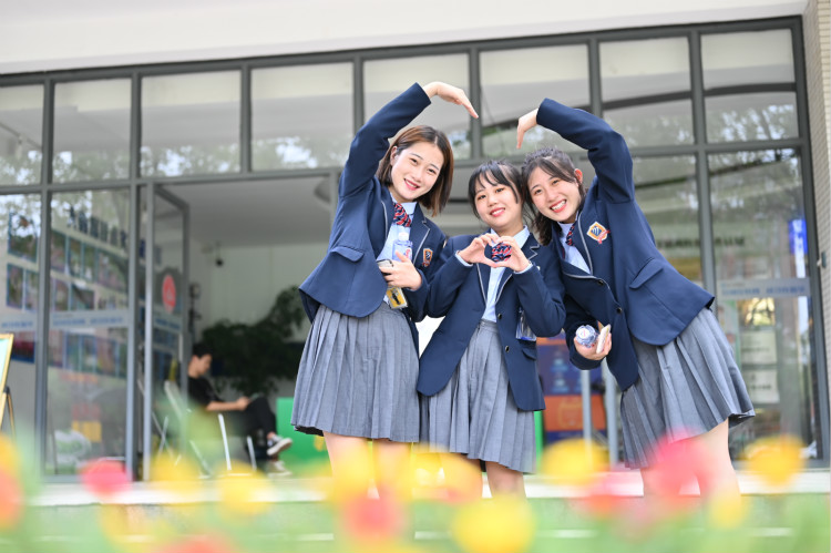 高中畢業(yè)，去新華學(xué)習(xí)互聯(lián)網(wǎng)技術(shù)怎么樣？