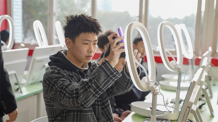 名企定向班開課啦！助力新華學子就業(yè)夢！