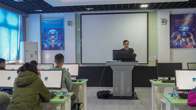 名企定向班開課啦！助力新華學子就業(yè)夢！