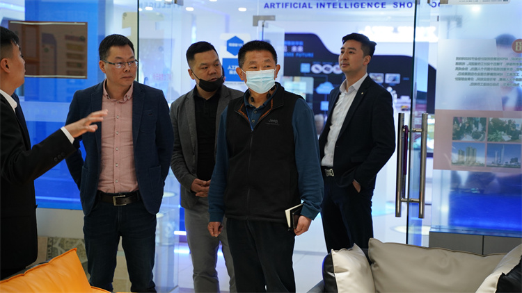 熱烈歡迎智能制造企業走進成都新華交流學習指導！