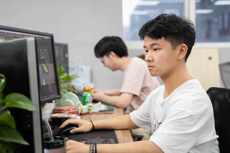 優秀學子|才藝卓絕，奮勇爭先