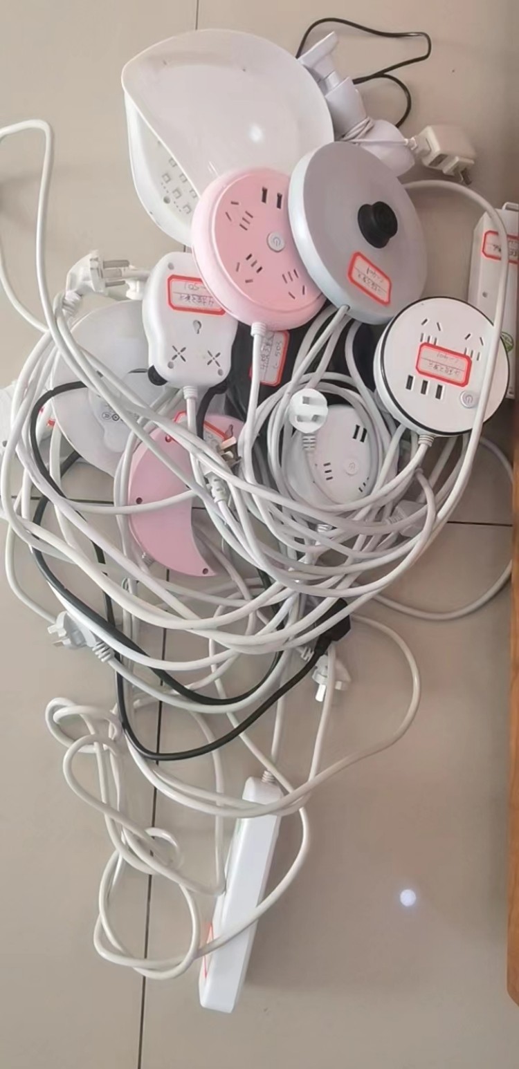 筑牢安全防線，建設(shè)新華校園