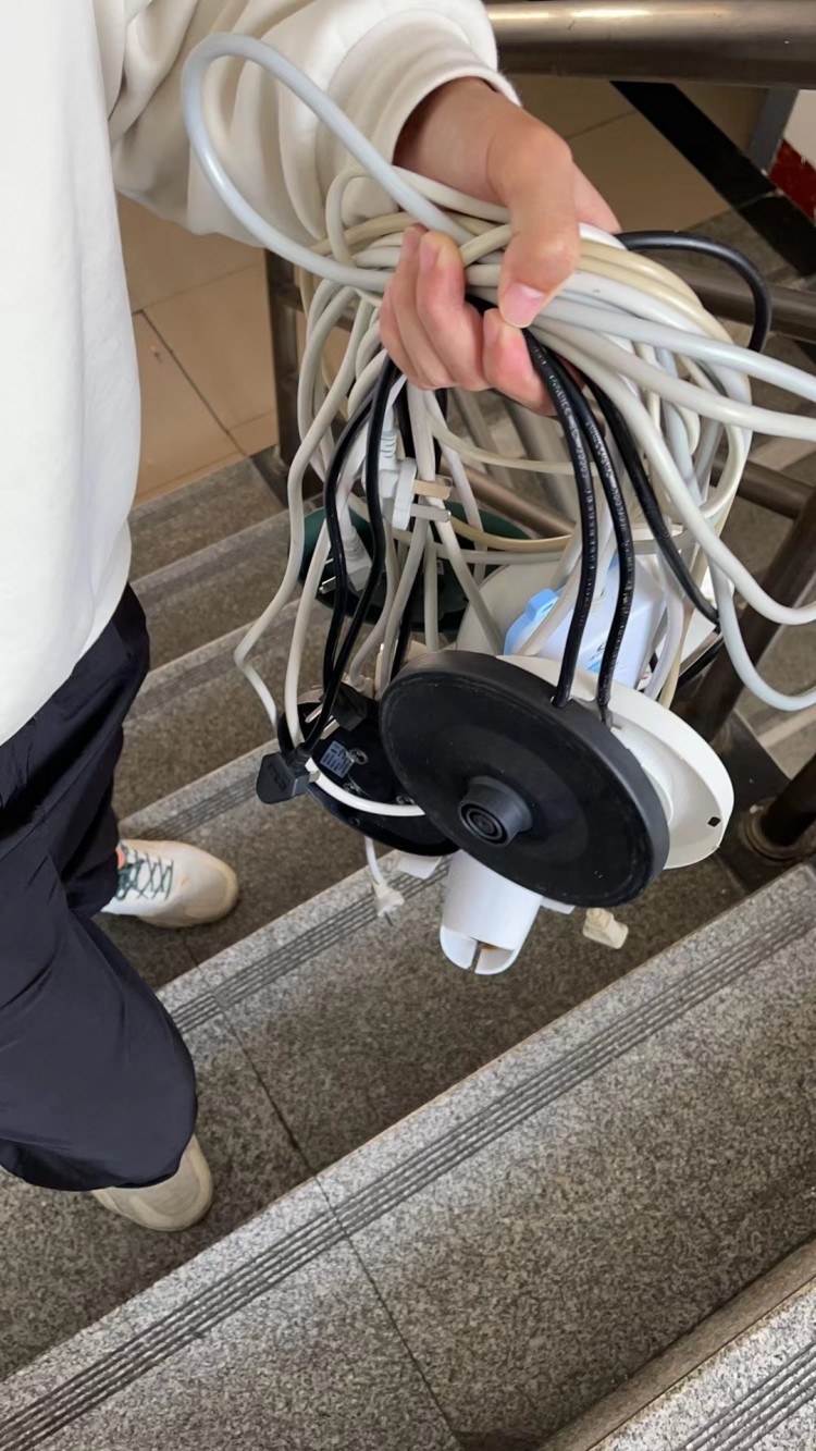 筑牢安全防線，建設(shè)新華校園