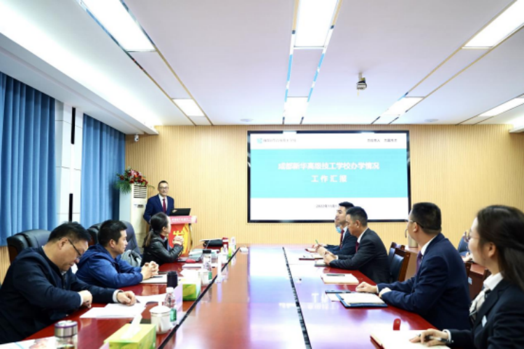 成都市技工院校規范辦學評估工作組一行蒞臨我校開展規范辦學評估工作