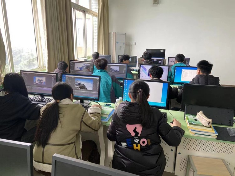 新華90后老師這樣說：不以規(guī)矩，不成方圓