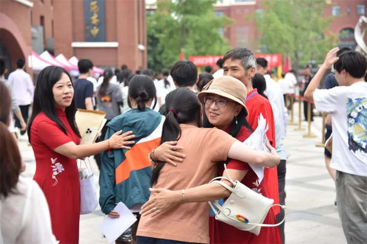 新生活，新旅途：高考后，你最想做的事情是什么？