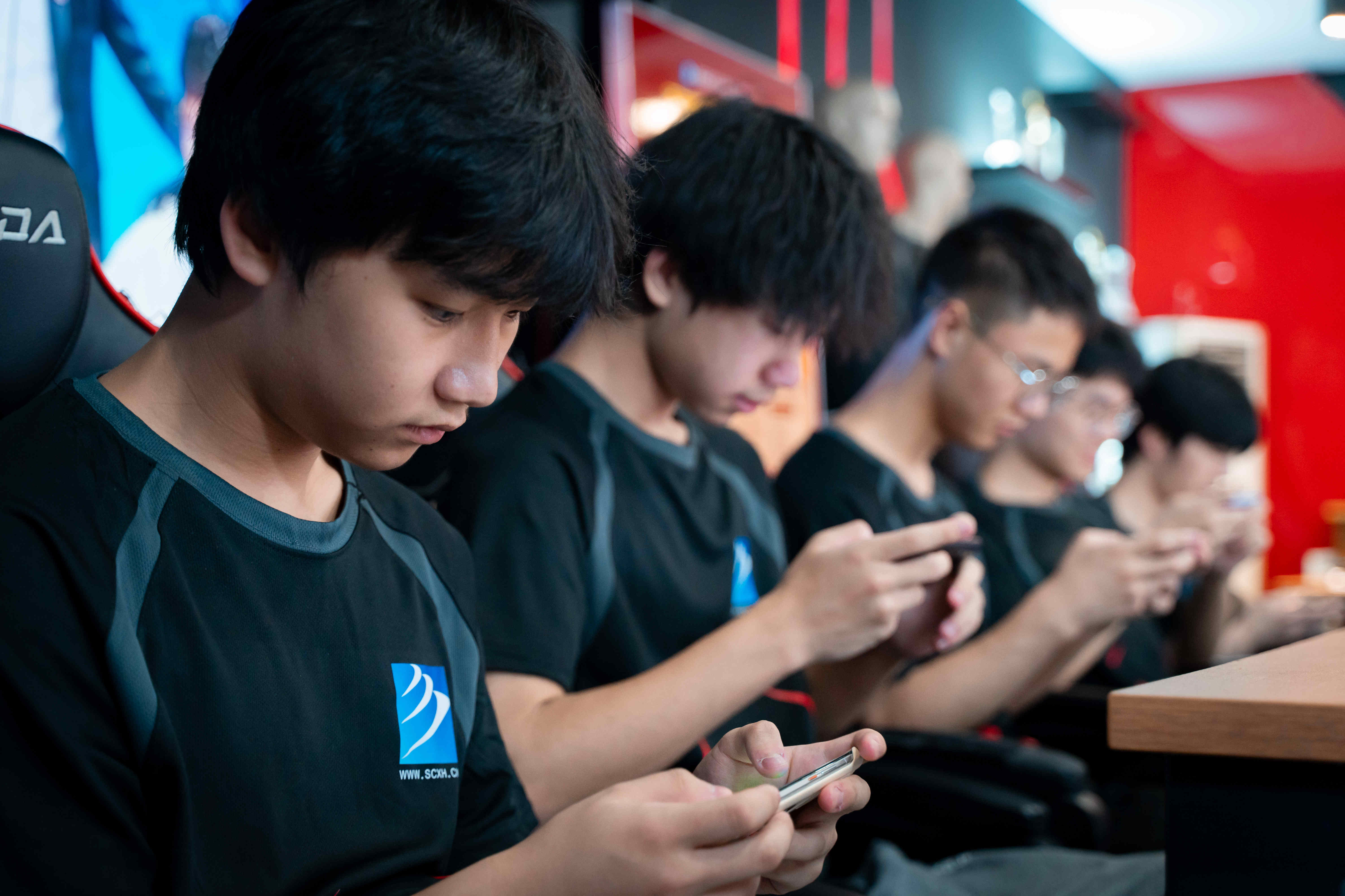 激情燃燒，王者榮耀戰歌嘹亮！