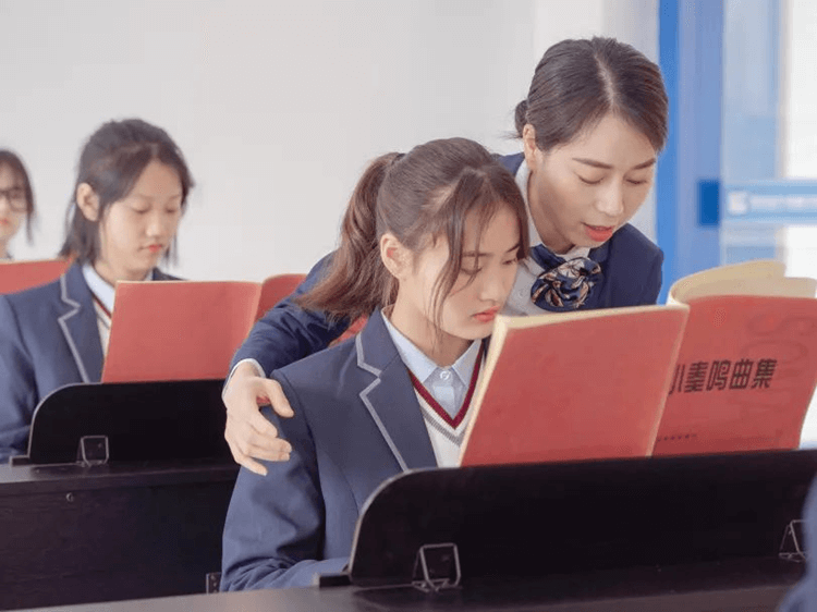 成都新華春季學籍注冊已進入倒計時